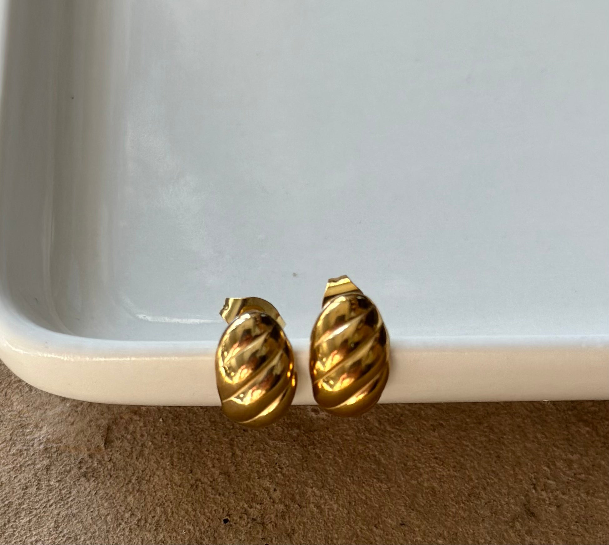 Small Croissant Huggies